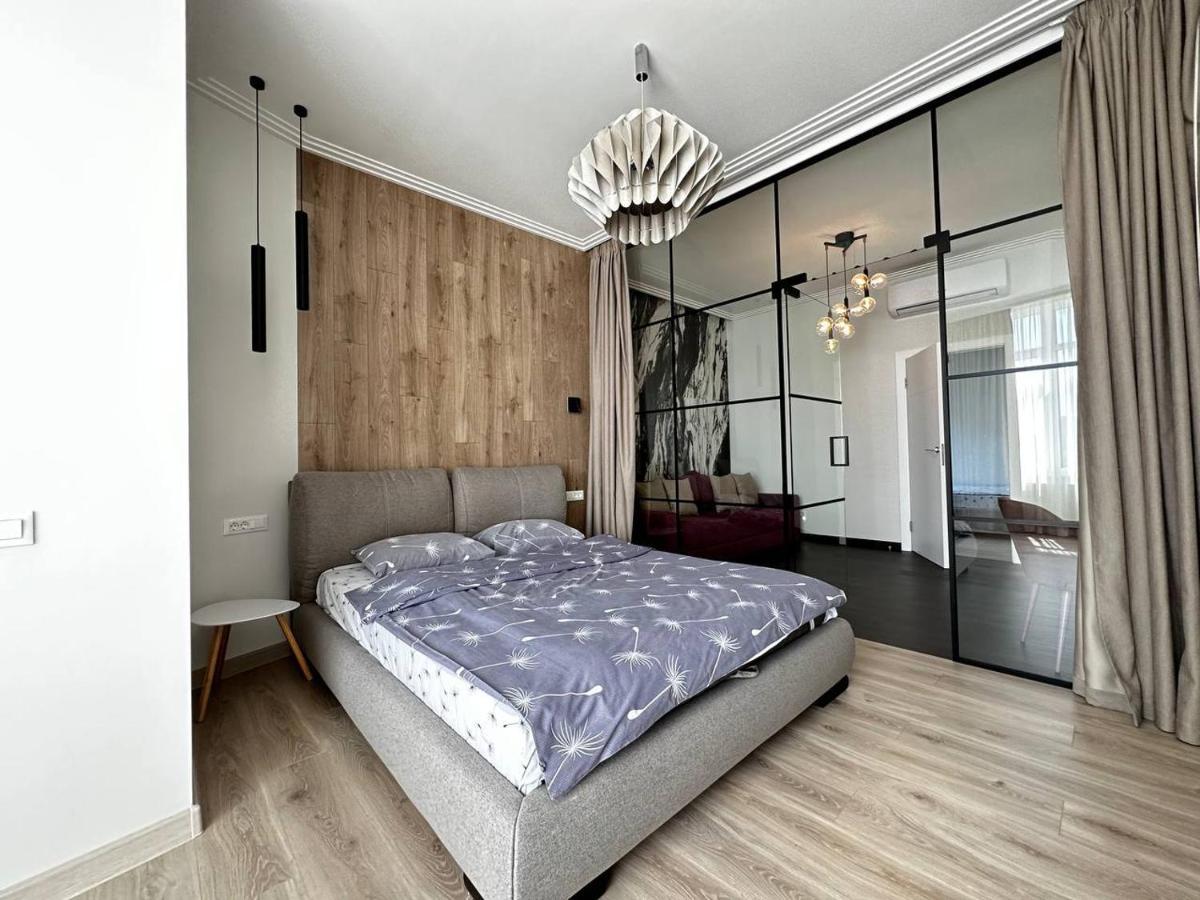Sea Symphony 3-Bedrooms Lux Apartment Odessa Ngoại thất bức ảnh